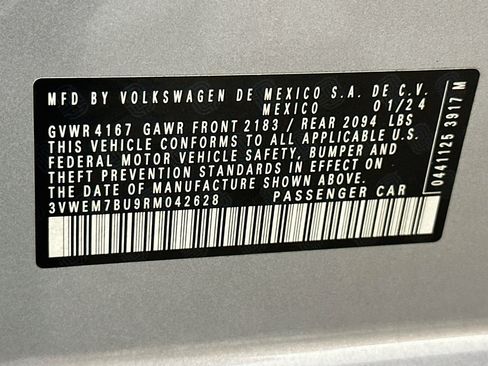 Used 2024 Volkswagen Jetta SE FWD image 12