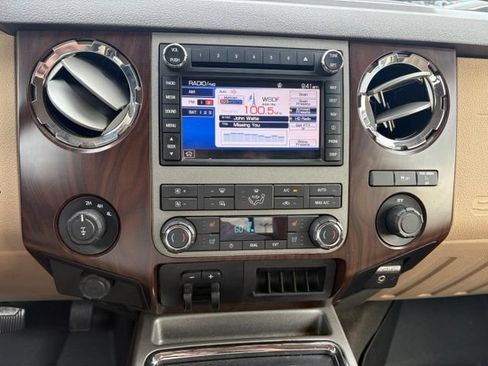 Used 2011 Ford F350 Lariat w/ Lariat Interior Pkg AWD/4WD image 13