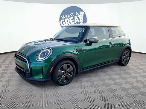 Used 2023 MINI Cooper 2-Door Hardtop image 26