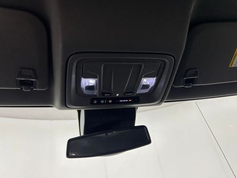 Used 2023 GMC Sierra 1500 SLT w/ SLT Convenience Package AWD/4WD image 25
