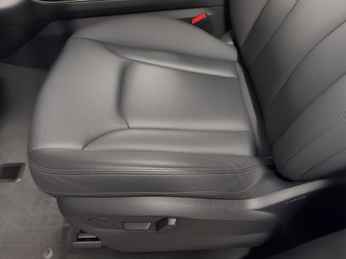 Used 2022 Audi Q7 3.0T Premium image 16