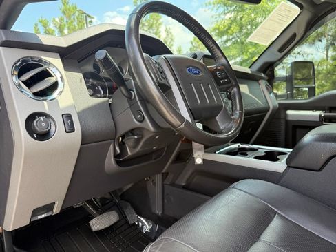 Used 2016 Ford F250 Lariat w/ Chrome Package AWD/4WD image 22