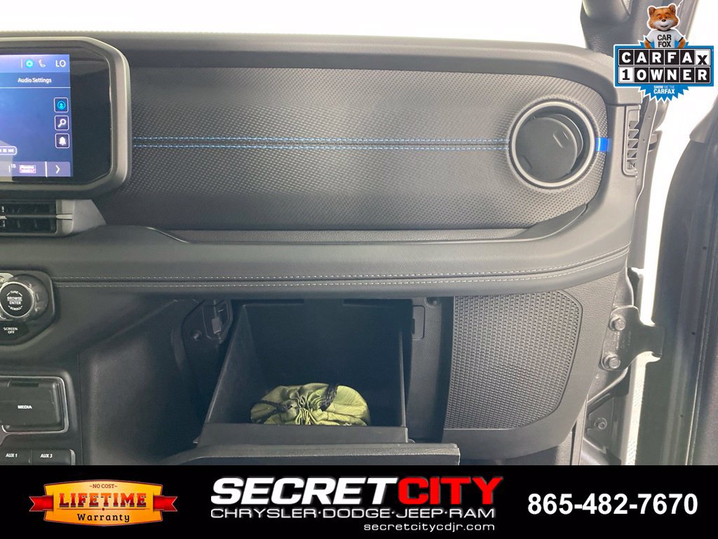 Used 2024 Jeep Wrangler Unlimited Rubicon 4xe w/ Technology Group AWD/4WD image 32