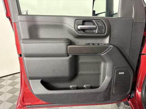 Used 2023 GMC Sierra 2500 AT4 w/ AT4 Preferred Package image 14