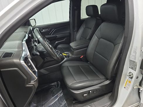 Used 2023 GMC Canyon Elevation w/ Elevation Premium Package AWD/4WD image 29