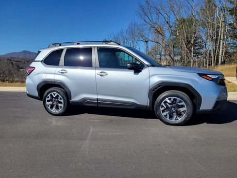 New 2026 Subaru Forester Premium AWD/4WD image 7