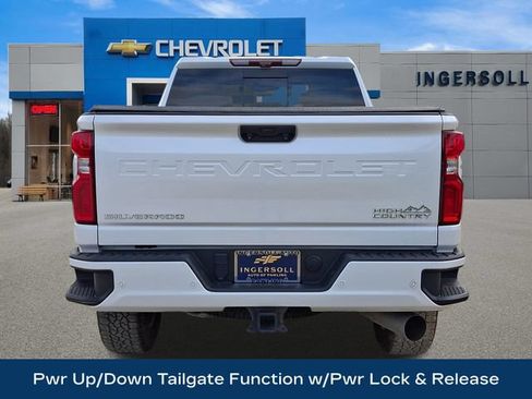 Used 2024 Chevrolet Silverado 2500 High Country w/ High Country Premium Package AWD/4WD image 26