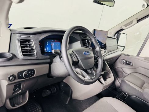Used 2026 Ford Transit 350 XLT RWD image 11