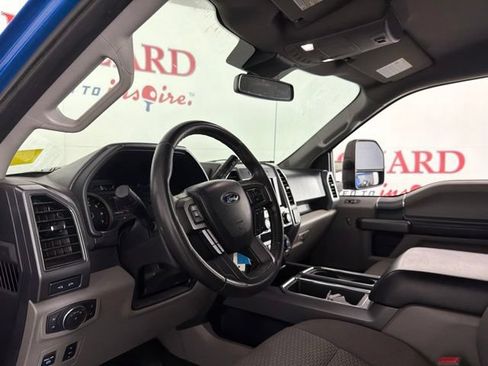 Used 2019 Ford F150 XLT w/ Equipment Group 302A Luxury AWD/4WD image 12