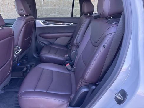 Used 2023 Cadillac XT6 Premium Luxury w/ Technology Package FWD image 14