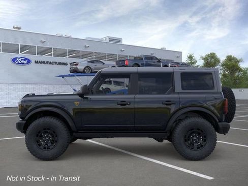 New 2026 Ford Bronco Badlands image 3