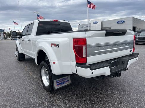Used 2021 Ford F450 Platinum w/ FX4 Off-Road Package image 7