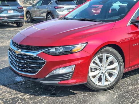 Used 2024 Chevrolet Malibu LT image 3