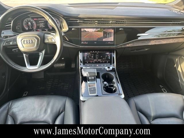 Used 2021 Audi Q7 3.0T Premium Plus w/ Premium Plus Package AWD/4WD image 11