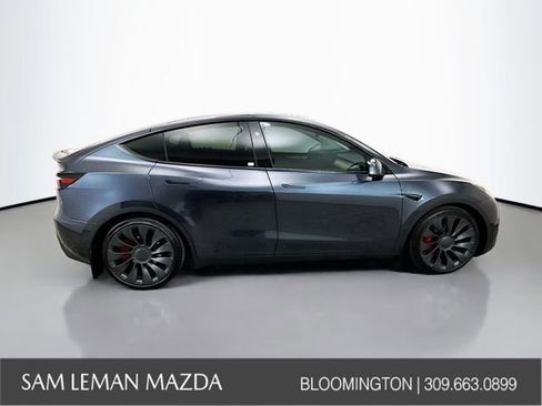 Used 2024 Tesla Model Y Performance AWD/4WD image 8