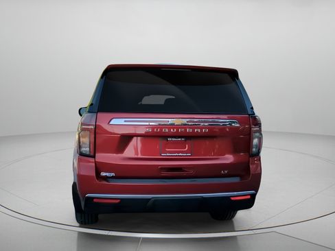 Used 2021 Chevrolet Suburban LT RWD image 23
