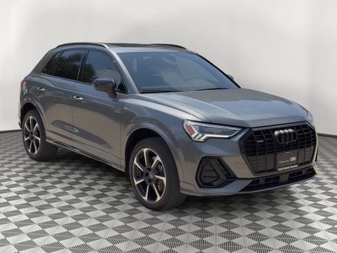 Certified 2025 Audi Q3 2.0T Premium Plus w/ Premium Plus Package image 7