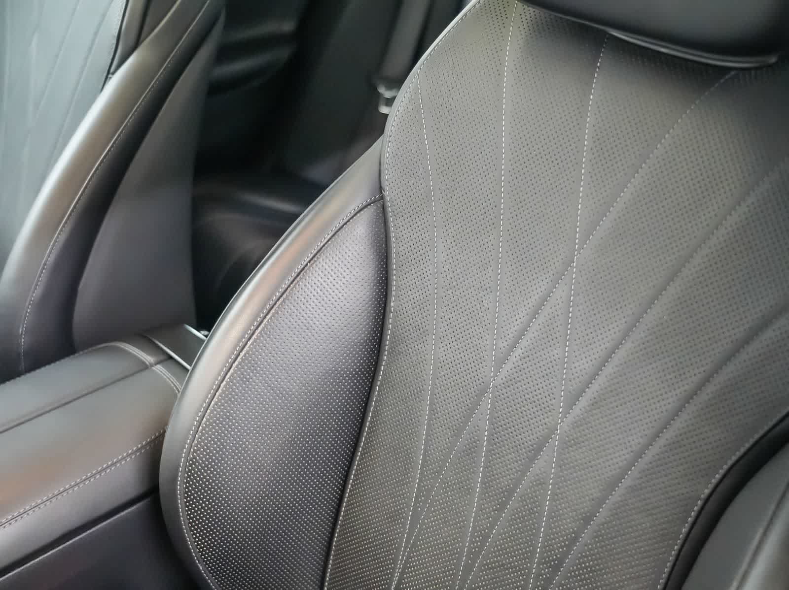 Used 2022 Mercedes-Benz C 300 Sedan image 29