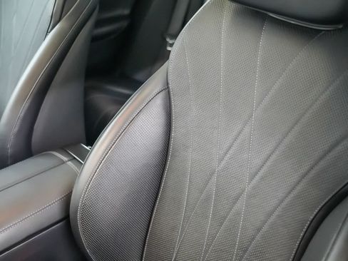 Used 2022 Mercedes-Benz C 300 Sedan image 29