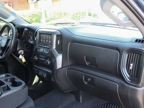 Used 2021 Chevrolet Silverado 1500 Custom AWD/4WD image 35