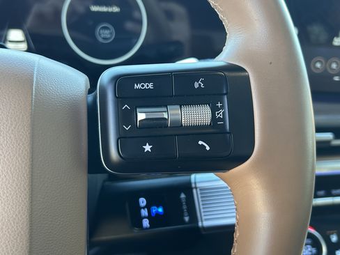 Used 2025 Hyundai Santa Fe Limited image 22