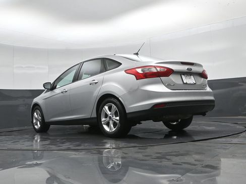 Used 2013 Ford Focus SE FWD image 38