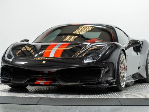 Used 2019 Ferrari 488 Pista Coupe RWD image 8