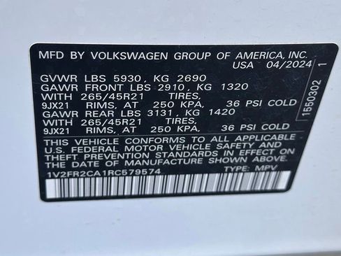 Used 2024 Volkswagen Atlas SEL Premium R-Line AWD/4WD image 19