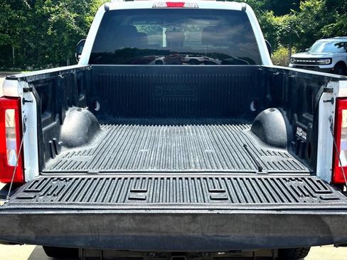 Used 2024 Ford F250 XLT AWD/4WD image 7