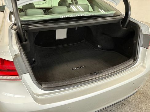 Used 2017 Genesis G80 3.8 w/ Option Group 03 image 25