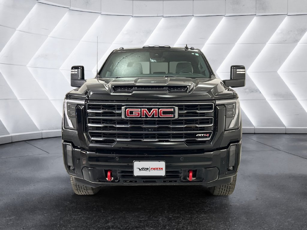 Used 2024 GMC Sierra 2500 AT4 w/ AT4 Premium Plus Package AWD/4WD image 2