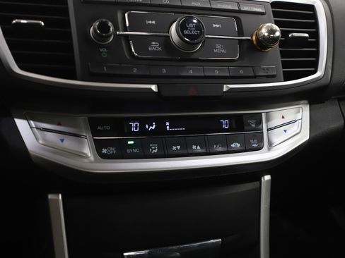Used 2014 Honda Accord LX image 21