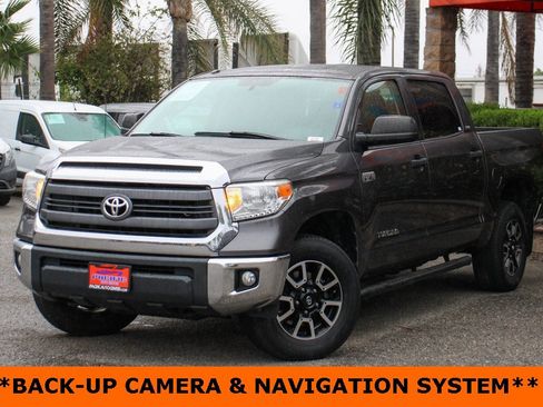 Used 2015 Toyota Tundra SR5 w/ TRD Off Road Package image 4
