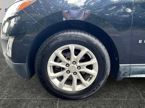 Used 2020 Chevrolet Equinox LS w/ LS Convenience Package FWD image 14