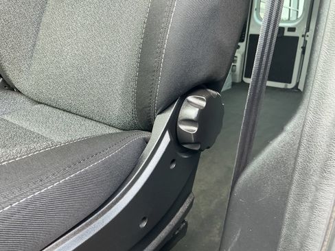 Used 2023 RAM ProMaster 2500 FWD image 14