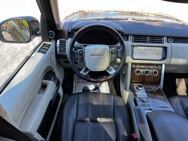 Used 2017 Land Rover Range Rover HSE AWD/4WD image 32
