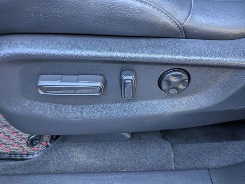 Used 2022 Honda CR-V Touring image 20