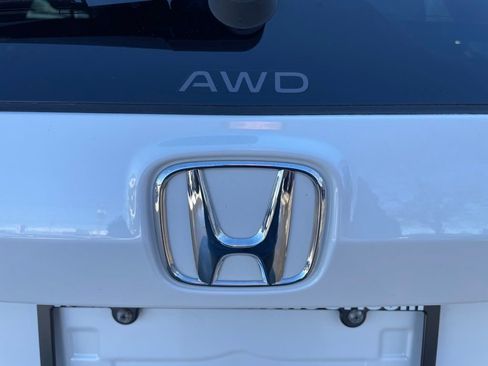 Used 2023 Honda CR-V Sport Touring image 5