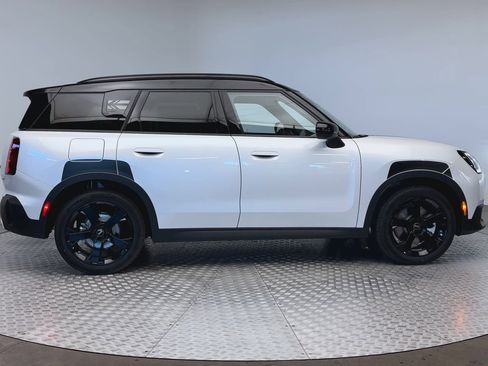 New 2026 MINI Cooper Countryman S w/ Comfort Package Max AWD/4WD image 9