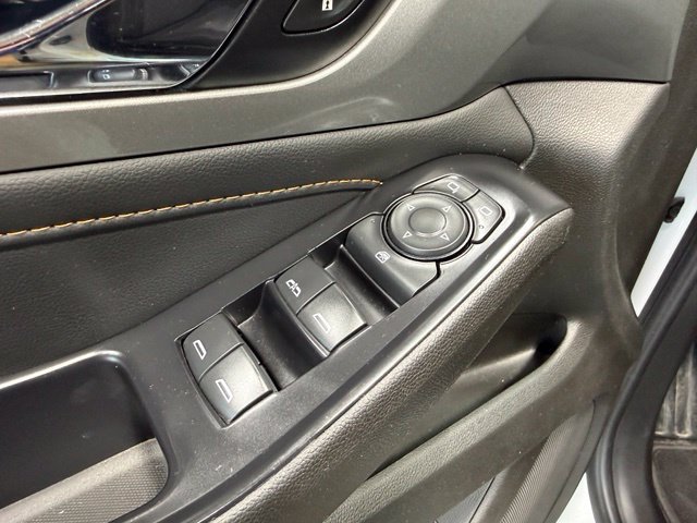 Used 2021 Chevrolet Traverse LT AWD/4WD image 12