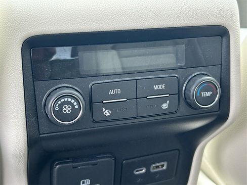 Used 2023 GMC Acadia Denali w/ Denali Ultimate Package image 24