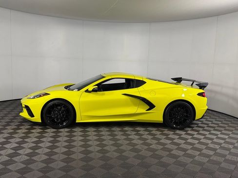 Used 2023 Chevrolet Corvette Stingray Coupe w/ 1LT RWD image 11