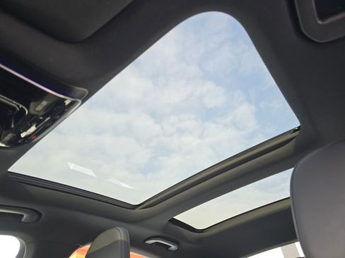 Certified 2025 Mercedes-Benz C 300 4MATIC Sedan image 3