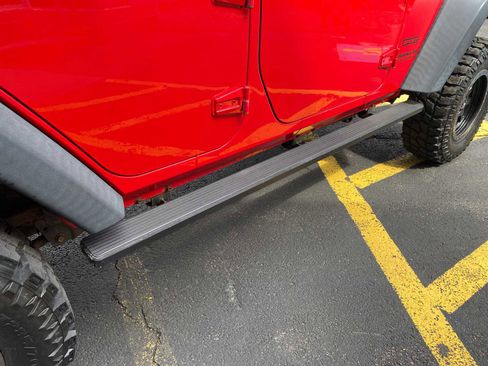 Used 2016 Jeep Wrangler Unlimited Sport AWD/4WD image 28