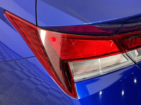 Used 2023 Hyundai Elantra SEL w/ Convenience Package FWD image 35