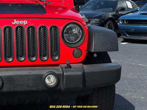 Used 2015 Jeep Wrangler Unlimited Sport w/ Quick Order Package 24S AWD/4WD image 12