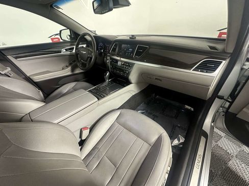 Used 2017 Genesis G80 3.8 w/ Option Group 02 image 23