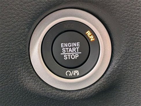 New 2026 Chrysler Pacifica Select w/ S Appearance Package image 20