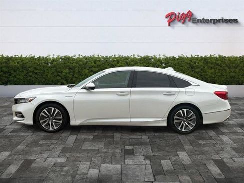Used 2020 Honda Accord Touring image 4