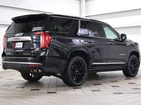 Used 2024 GMC Yukon Denali AWD/4WD image 8